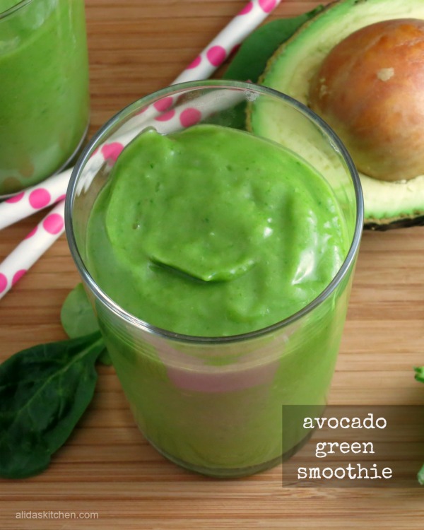 Avocado Green Smoothie - a healthy, #vegan smoothie made in minutes | www.alidaskitchen.com